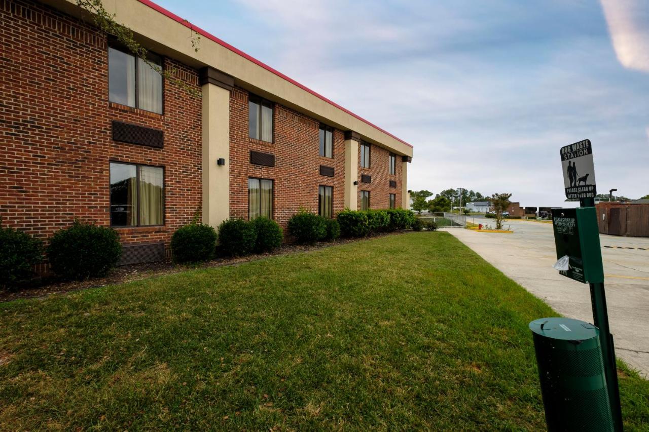 Red Roof Inn & Suites Jacksonville, Nc Exteriér fotografie